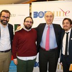 Luis Alberto de Cuenca, Ignacio Escuín y Álvaro Petit Zarzalejos hablan sobre la poesía en la sociedad 2.0